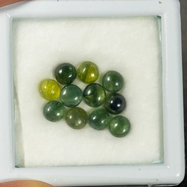 7.84 ct Certified Kashmir Green Sapphire Gemstone Parcel ($9,408 Appraisal)