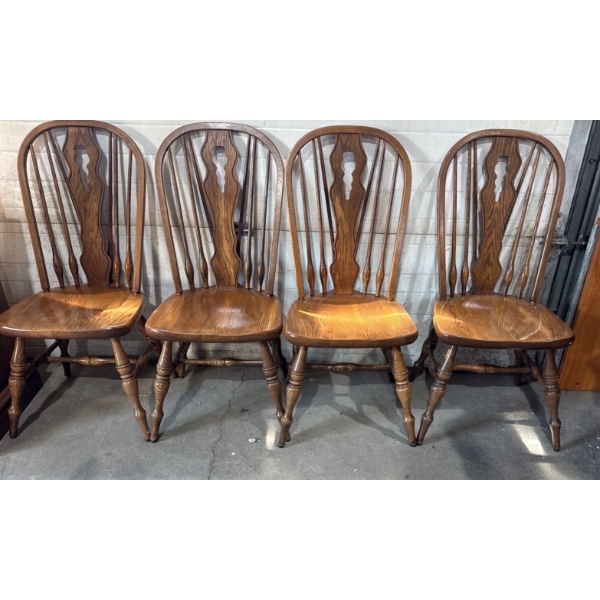 VIC DESIGNS - Vintage Oak Dining Chairs (4)18x18x38
