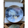 Image 3 : Collection of 4 Decorative Plates