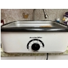 Image 3 : Proctor Silex Electric Turkey Roaster. After it’s cooked you have everything to cut it up 