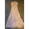 Image 1 : Beautiful Vintage Lace Short- Sleeved Wedding Dress 53 T, 14 W Across at Waist 