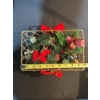 Image 7 : Holiday Decor Items With Metal Basket And Welcome Plaque