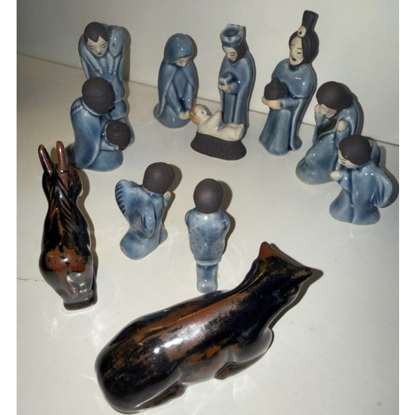 Stonewear Pottery Nativity Scene From Thailand - Celadon Ceramics w/ Blue Glaze