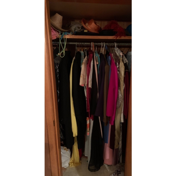 Tickle Trunk Treasures - Vintage Clothing For Any Occasion Mens & Ladies