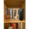 Image 3 : Glassware & Books
