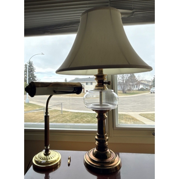 Pair of Lamps - 29T 