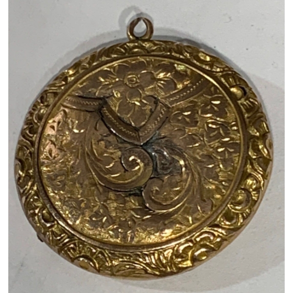 Antique Gold Locket stamped 9ct 4.4g