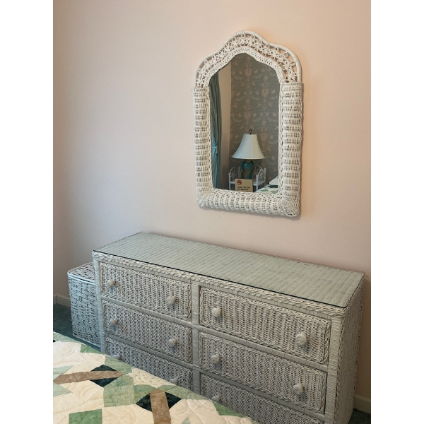White wicker dresser with white wicker mirror and laundry hamper all matching in great condition. Dr