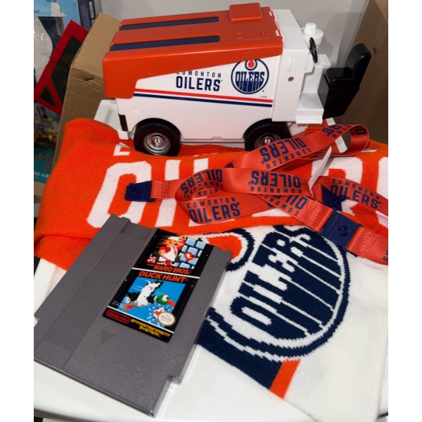 Entertainment Pack - Oiler's Collectible Zambonie Lanyards Nintendo Game