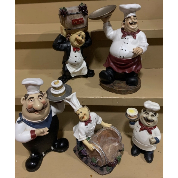 Chef Decor- Tallest 13 T Holding Empty Tray