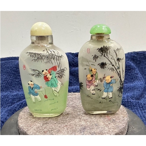 Children Playing Hand Painted Glass Snuff Bottles 3H