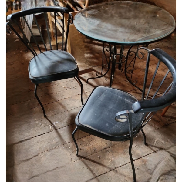 - Vintage Metal Garden Bistro Table 30" Diameter Top, 29.5 T w/ Two Chairs 17 W, 23 D, 30.5 T 