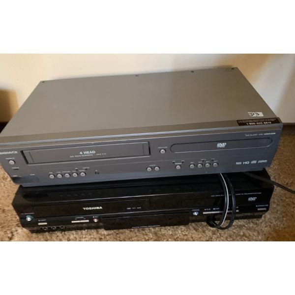 Magnavox VHS DVD Player w/ Toshiba VHS/DVD Player Mo.CMWD2206