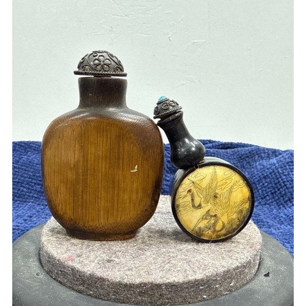 Pair of Wood and Faux Wood Snuff Bottles with Spoons  3.5H & 3H 