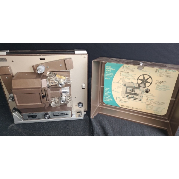 Bell & Howell Vintage Auto Load Projector Design 356 in Case