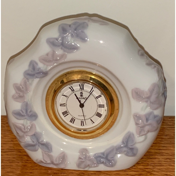 Lladro Porcelain Desk Clock Quartz Floral Pattern 1989 4T