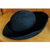 Image 9 : Luxury Ladies Vintage Outerwear - Hats & Boxes - Genuine Fur & More