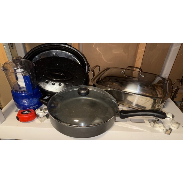 Roasters w/ Lids CuisineArt Food Processor & Cookie Cutters 