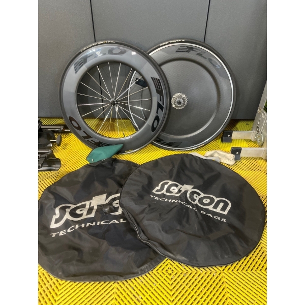Carbon Fibre FLO Back Disk With Front FLO Carbon Fibre Wheels With Grand Prix 400025mm With SoftCase