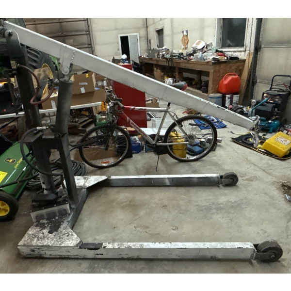 Engine Hoist/ Single Post Lift For Mechanical Projects