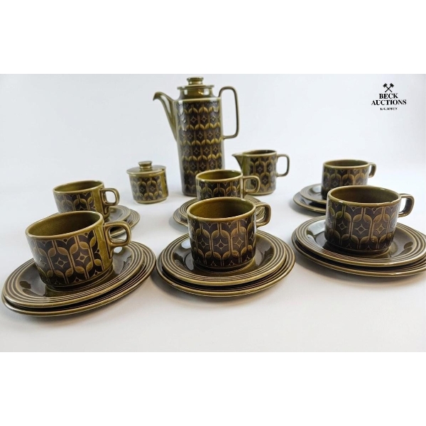  Hornsea Heirloom Tea Set 1970s Made In England Teapot 10''INCHES IN HEIGHT 