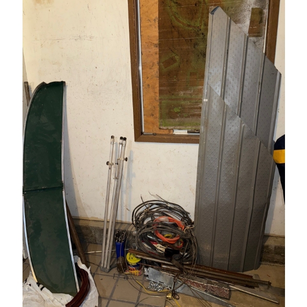 Wire, Tripod, Metal Pipe