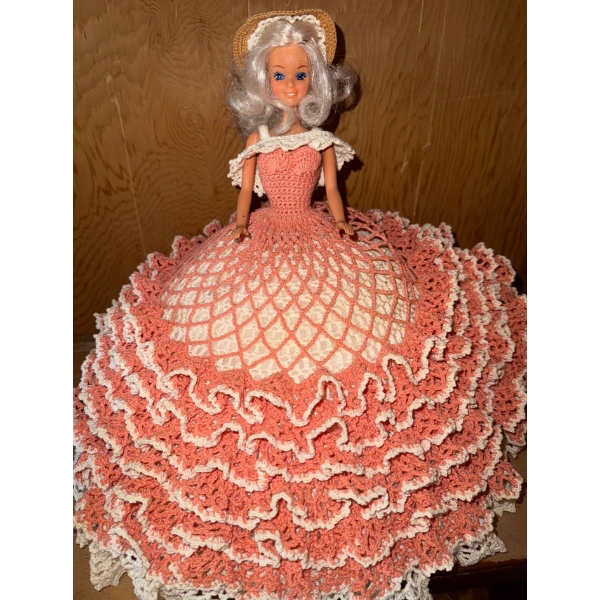 Vintage Barbie w/ Handmade Crochet Gown 14T Coral/White 