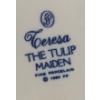 Image 6 : LLADRO Teresa The Tulip Maiden Fine Porcelain Figure  - 5W, 9D, 7T 