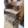 Image 2 : Antique Singer Sewing Machine w/ Chair