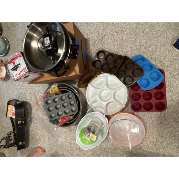 Assortment Of Backing Banns Cyclone MuffinTrays & Mixing Bowls 