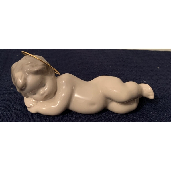 LLADRO Lovely Sleeping Angel - 4L 