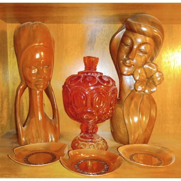 Artistic Wood Sculpture of a Maiden & African Lady w/L.E. Smith Amberina Candy Dish