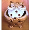 Image 4 : Decorative Homeware Items Featuring Ceramic, Wood, and Glass Pieces
