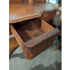 Image 6 : Ornately Carved Wood Vanity With Oval Mirror