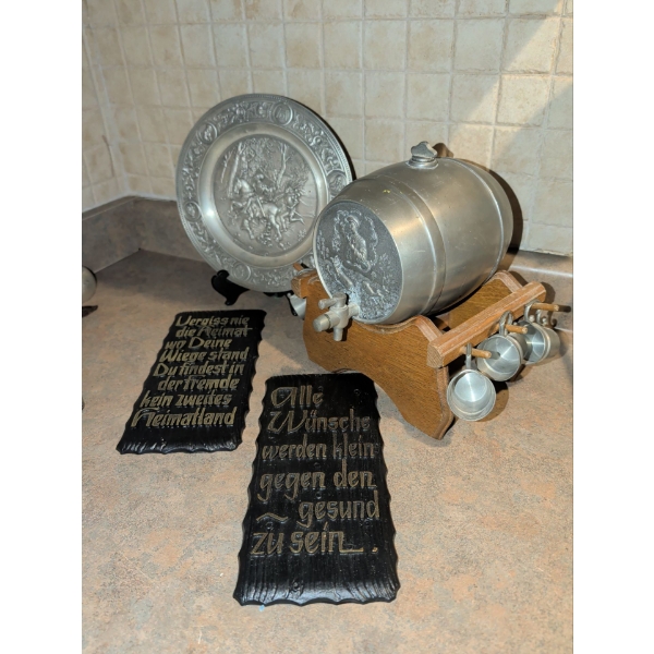 Friesinger Zinnfass Pewter Decantor Set w/ Matching Plate & German Wall Hangings 12"Tall