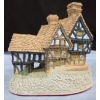 Image 8 : Hand Carved 'Stratford House' By David Winter