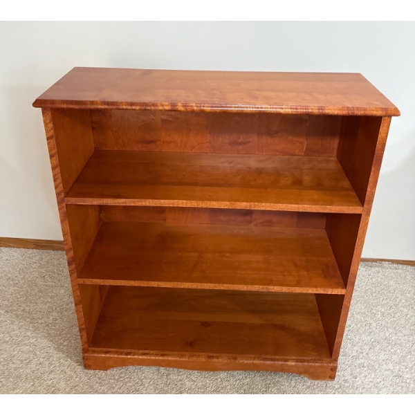 Wooden Shelf - 31W, 35T 