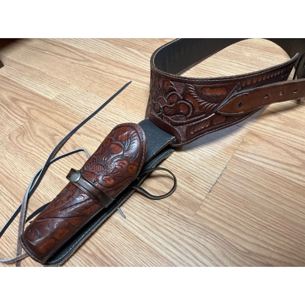 handmade brown leather gun holster with ammo belt