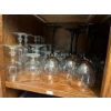Image 2 : Crystal Wine Glasses Amazing Set with Black Stem Wine Glasses 