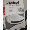 Image 4 : Roomba Model 560 Vacuum Cleaning Robot