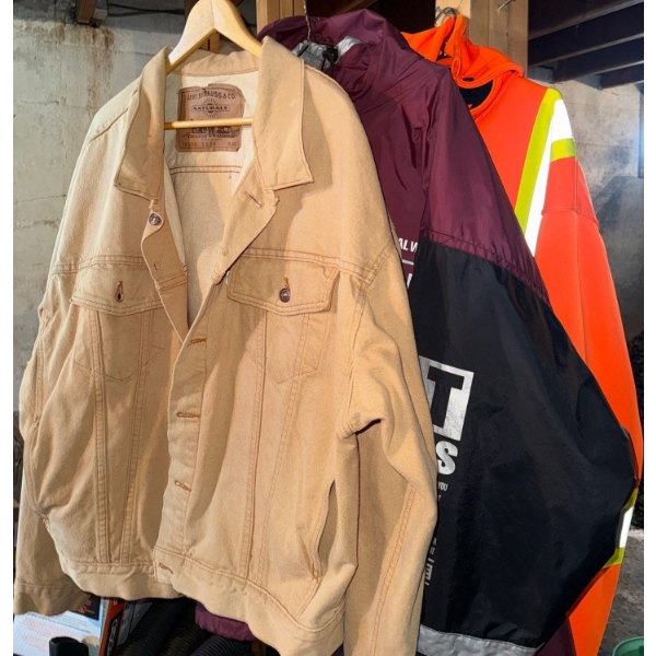 Three Men's XL Jackets  Levi's Brown Jean Jacket, Reflector Gear & More