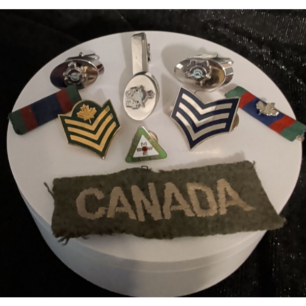 Canadian Air Force Service Pins Badges & Ceremonial Formal Accessories 