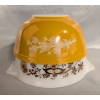 Image 5 : Pyrex Mixing Bowl in "Butterfly Gold" Pattern and England Round Casserole Dish "Woodland Charm"