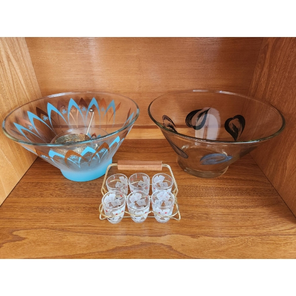 Glass Serving Bowls with 11-Inch Diameter, Mini Shot Glass Set, and Holder