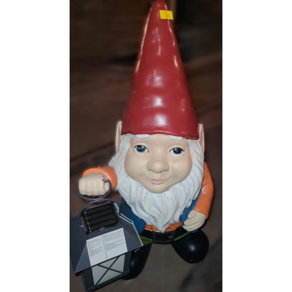 Outdoor Garden Gnome w/ Solar Lantern 21 T (New)
