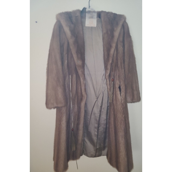 Vintage Hudson's Bay Company Canadian Women's Mink Fur Coat (No Size, Fits M/L)