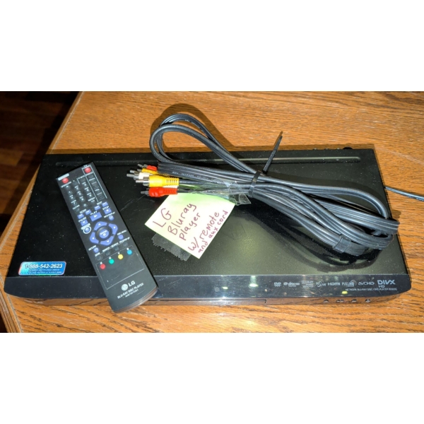 LG Blue-Ray Disc Player Mo.BD630 w/ Remote