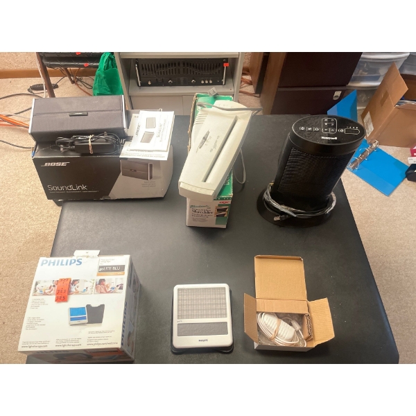 Bose Soundlink, Mini Paper Shredder, Philips Go Lite Blu, Honeywell Space Heater