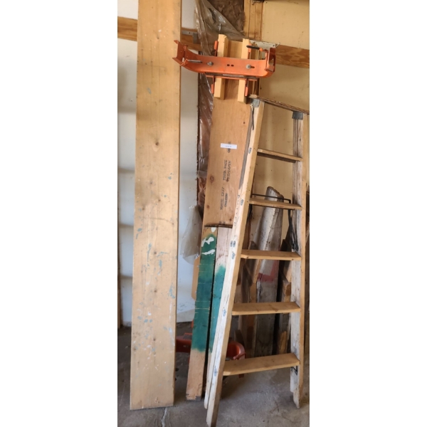 Workhorse Adjustable Platform Brackets and Wooden 5 Step A Frame Ladder