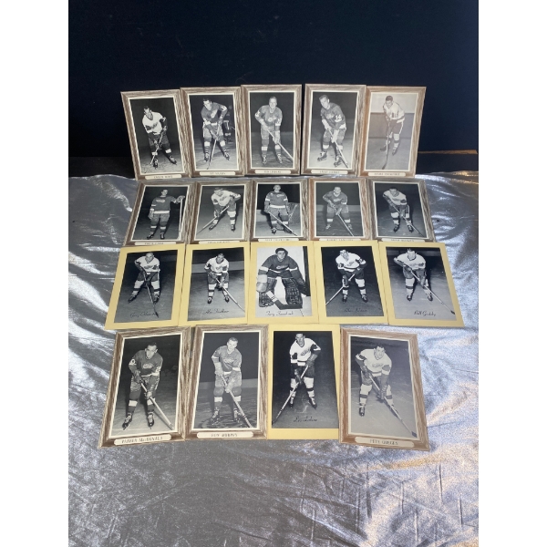 17 Detroit Red Wings Vintage Hockey Player Photos